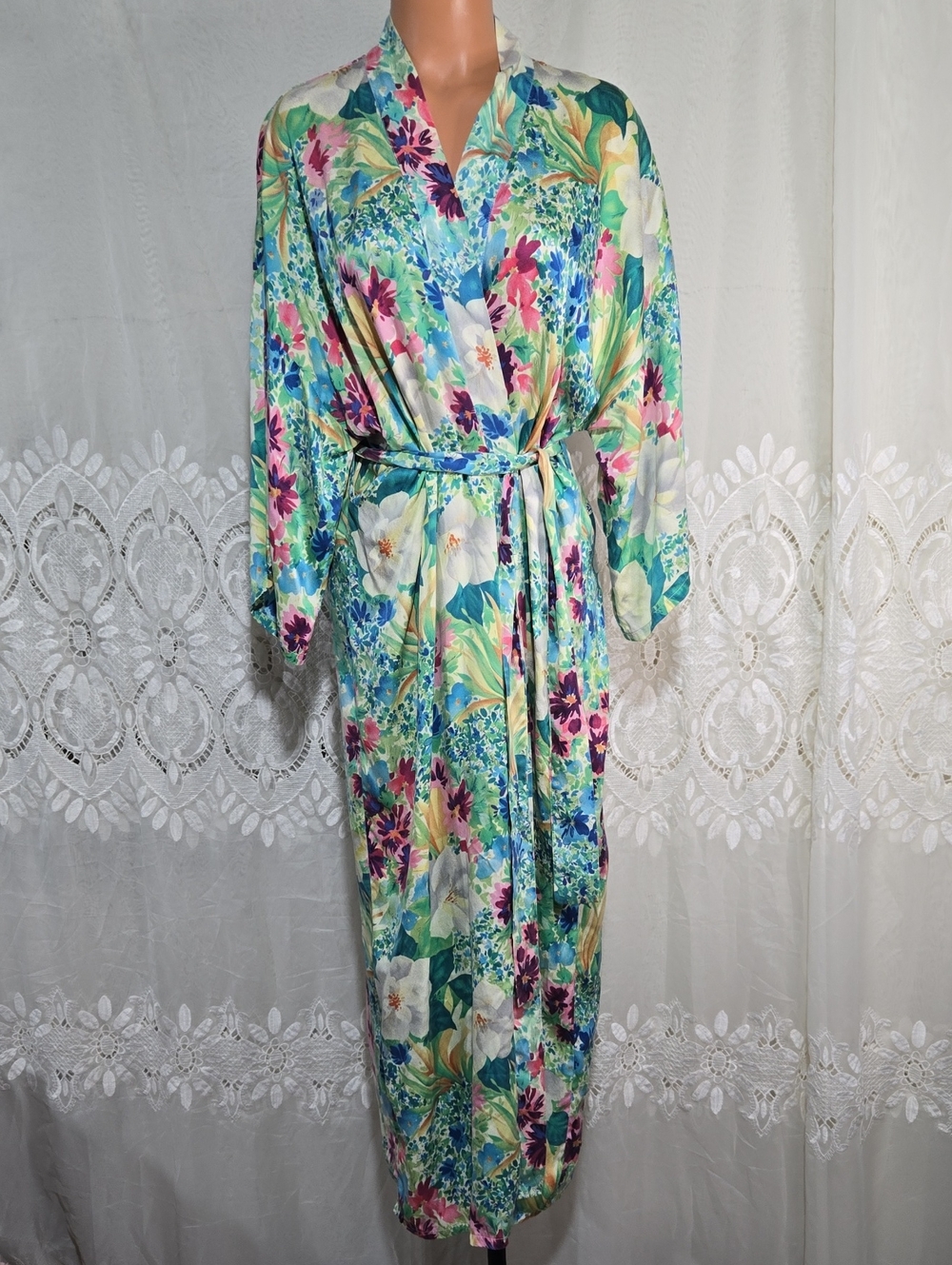 Victoria's Secret Gold Label 100% Silk Long Floral Robe One Size